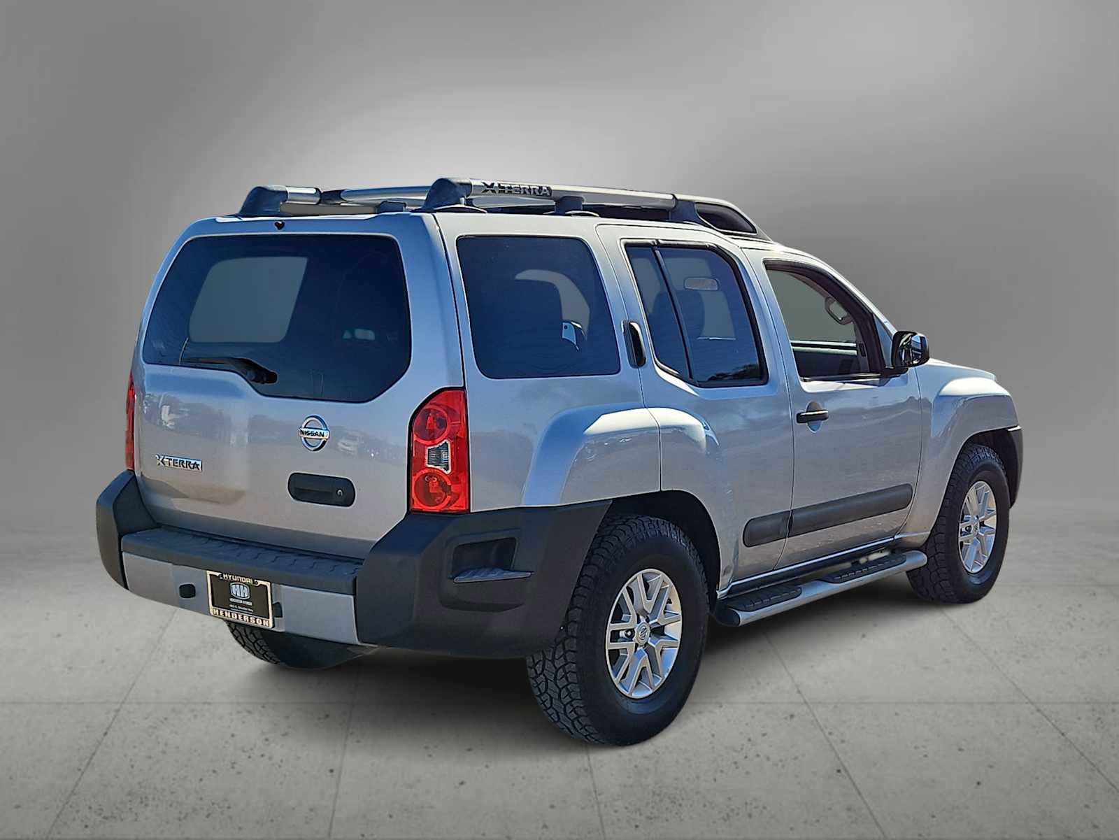 Used 2015 Nissan Xterra S w/ Value Package image 8
