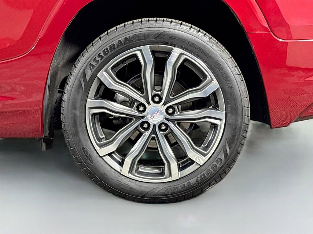 Used 2018 GMC Terrain Denali w/ Advanced Safety Package AWD/4WD image 37