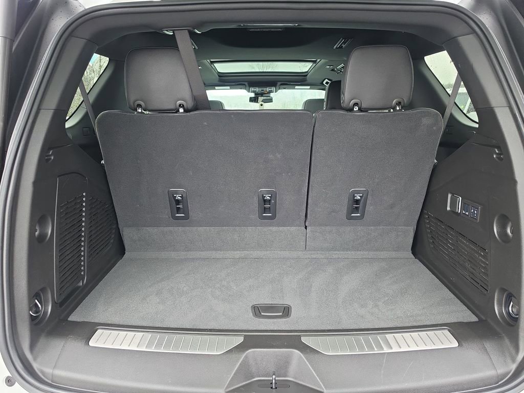 Certified 2025 Chevrolet Tahoe RST w/ Comfort Package image 32