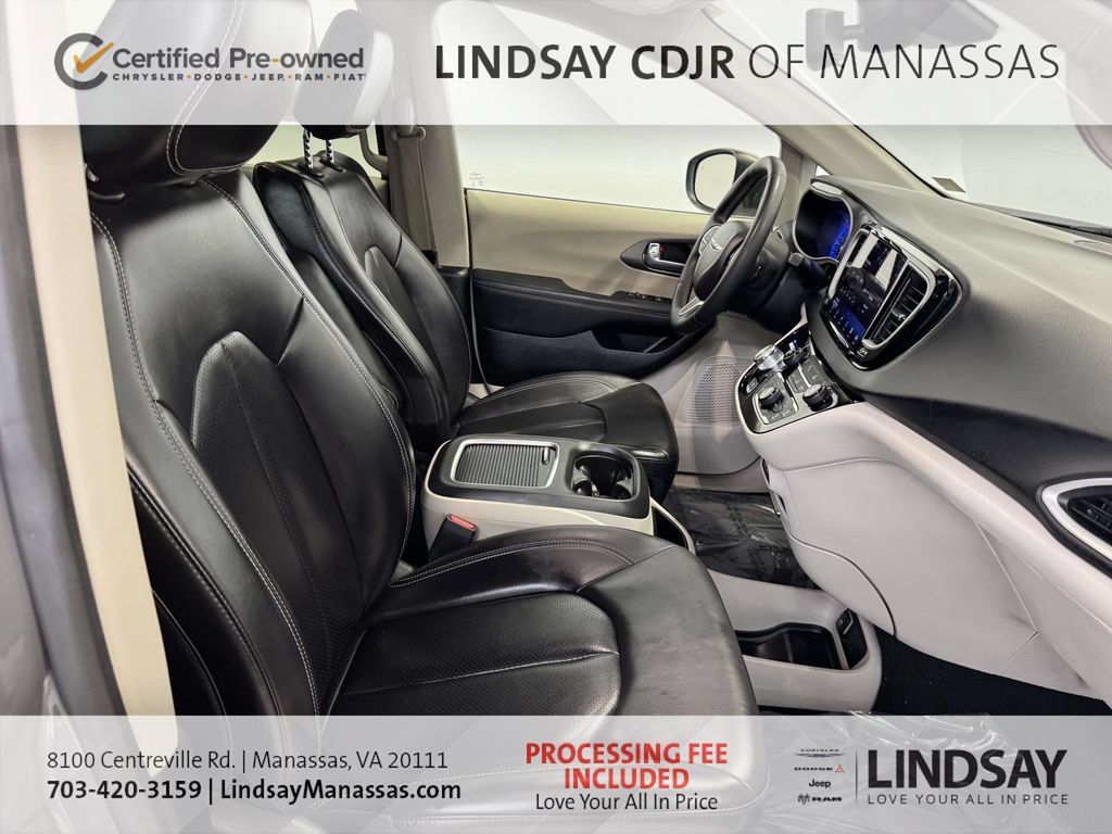 Certified 2023 Chrysler Pacifica Touring-L FWD image 15