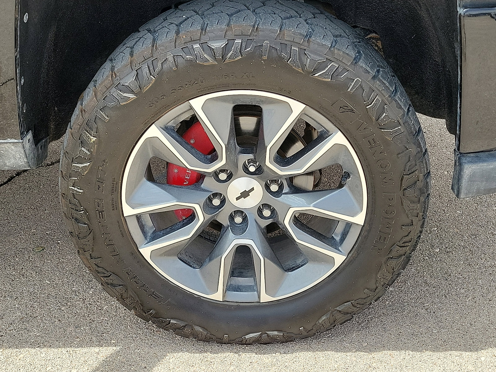 Used 2016 Chevrolet Silverado 1500 LTZ Z71 w/ LPO, Off-Road Sport Package AWD/4WD image 7