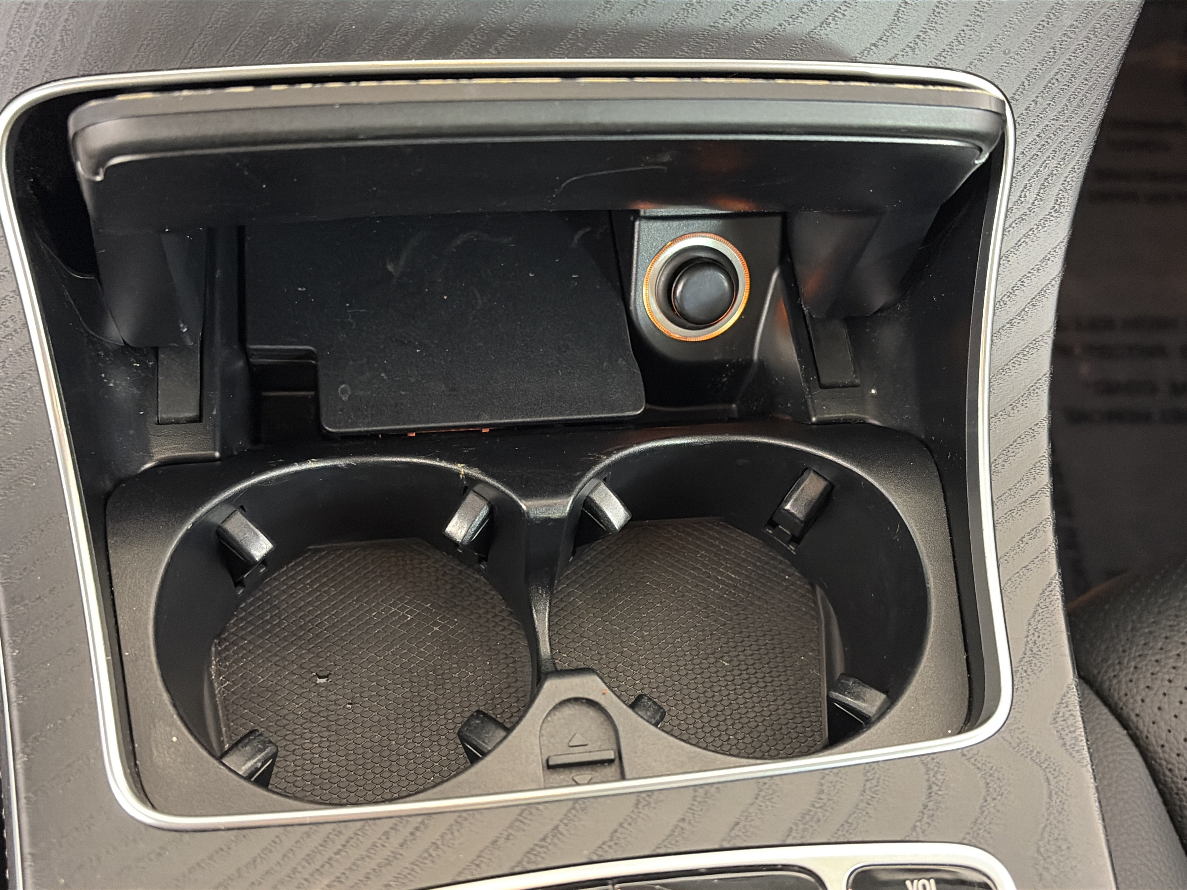 Used 2019 Mercedes-Benz GLC 300 4MATIC image 24