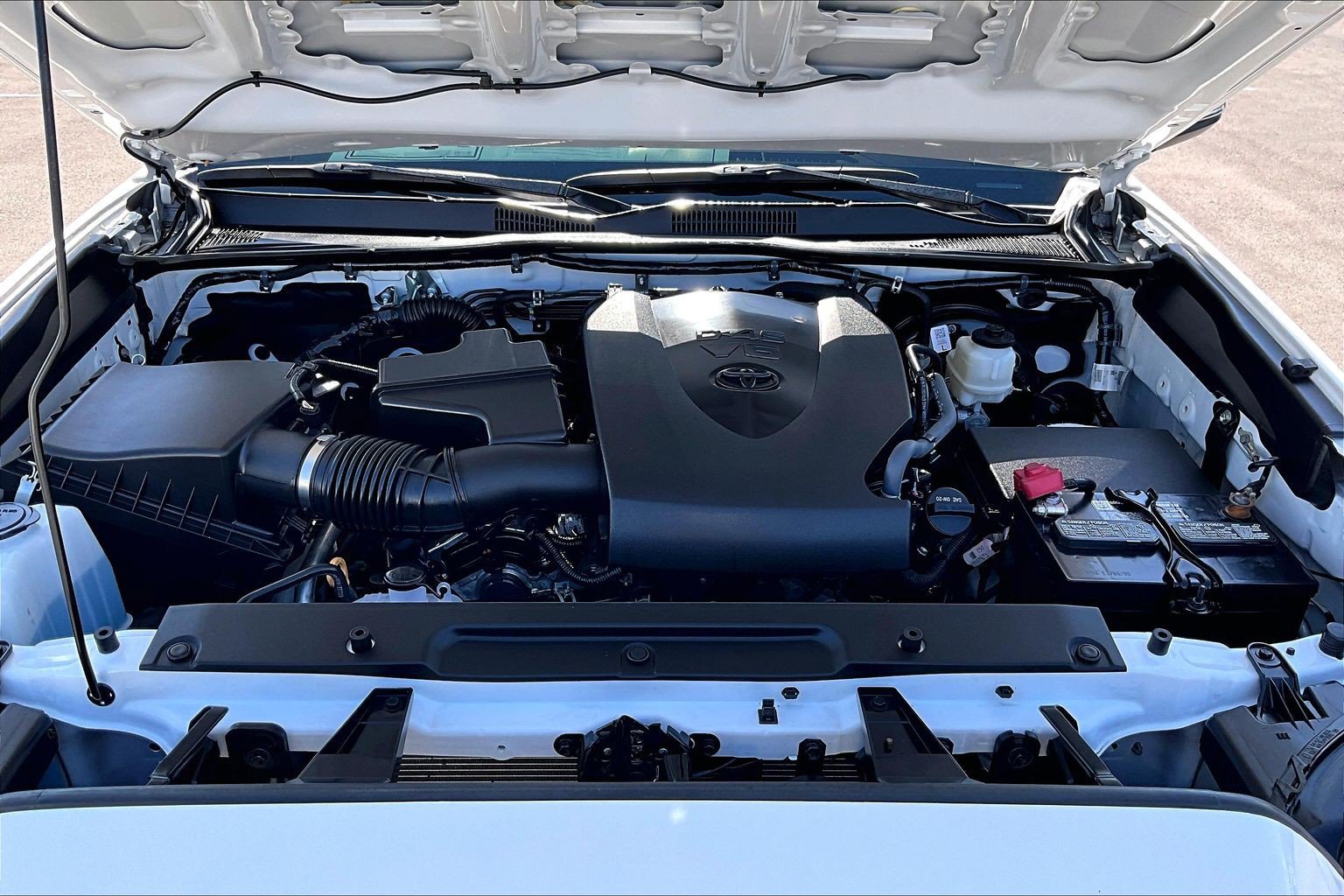 Used 2023 Toyota Tacoma TRD Sport AWD/4WD image 9