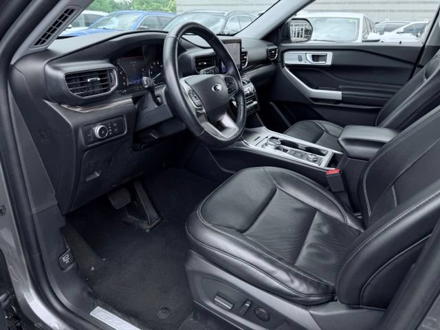 Used 2022 Ford Explorer Limited AWD/4WD image 21