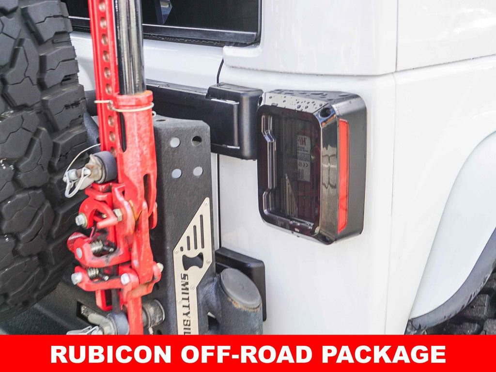 Used 2016 Jeep Wrangler Unlimited Rubicon AWD/4WD image 7