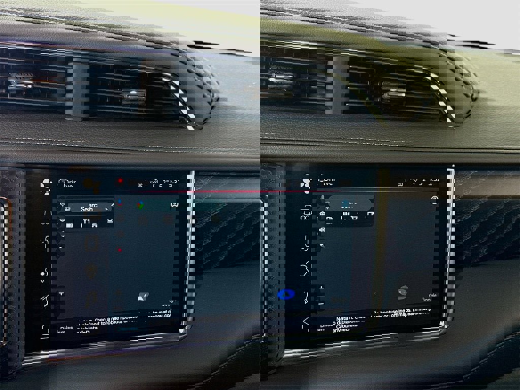 Certified 2024 GMC Yukon Denali w/ Max Trailering Package image 8