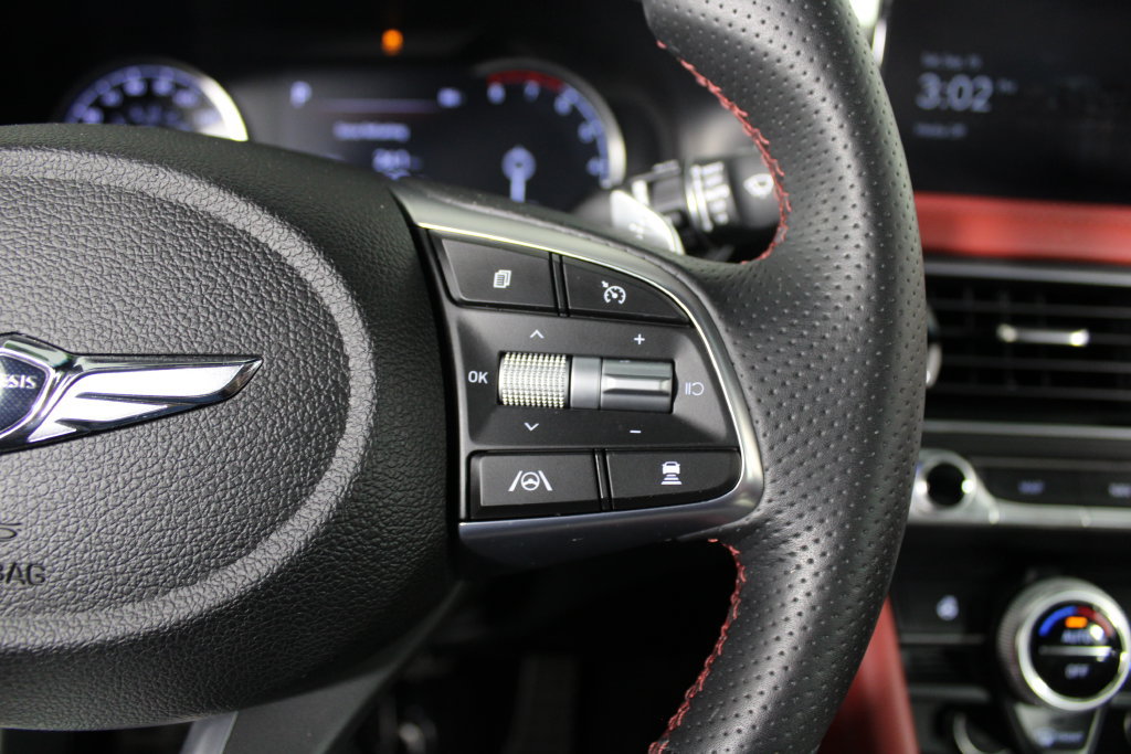 Used 2023 Genesis G70 3.3T w/ Sport Prestige Package RWD image 26