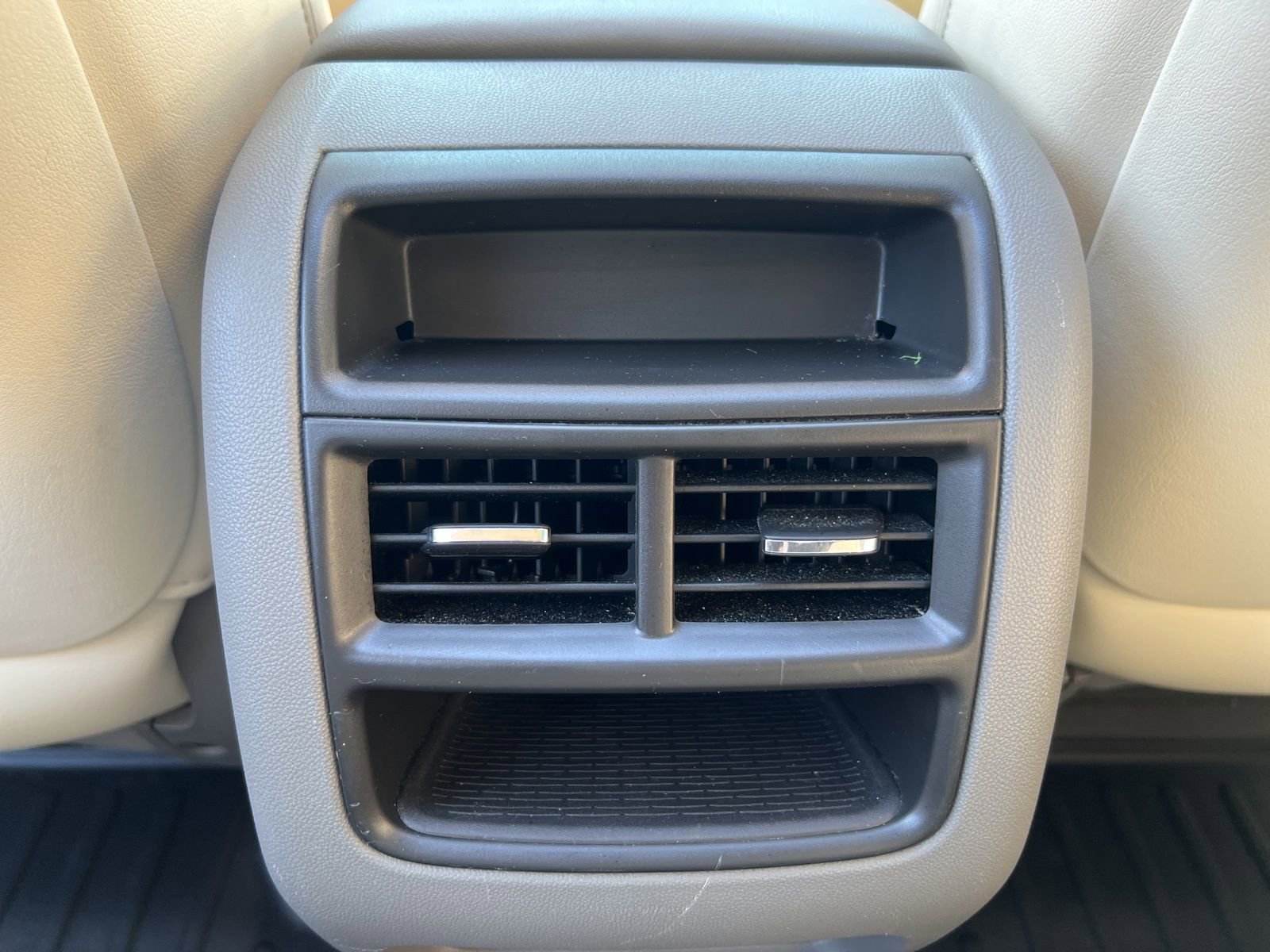 Used 2018 Cadillac XT5 Luxury w/ Driver Awareness Package image 53