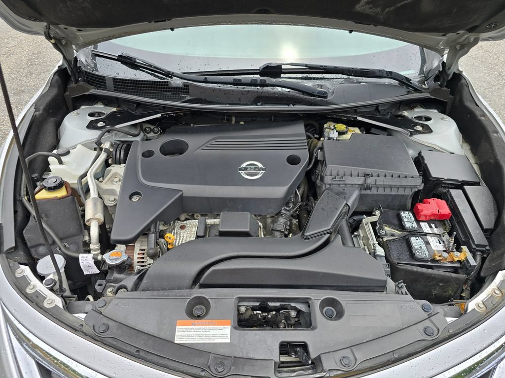 Used 2015 Nissan Altima 2.5 SV FWD image 19