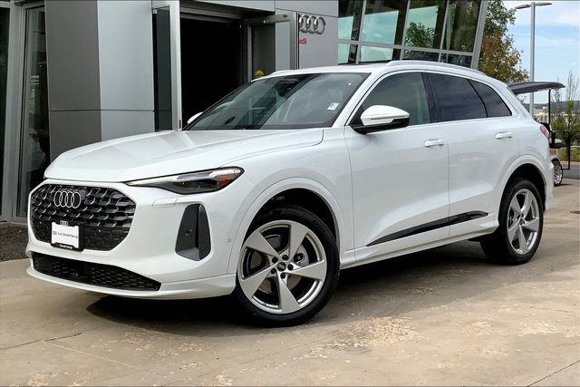 New 2025 Audi Q5 Premium Plus