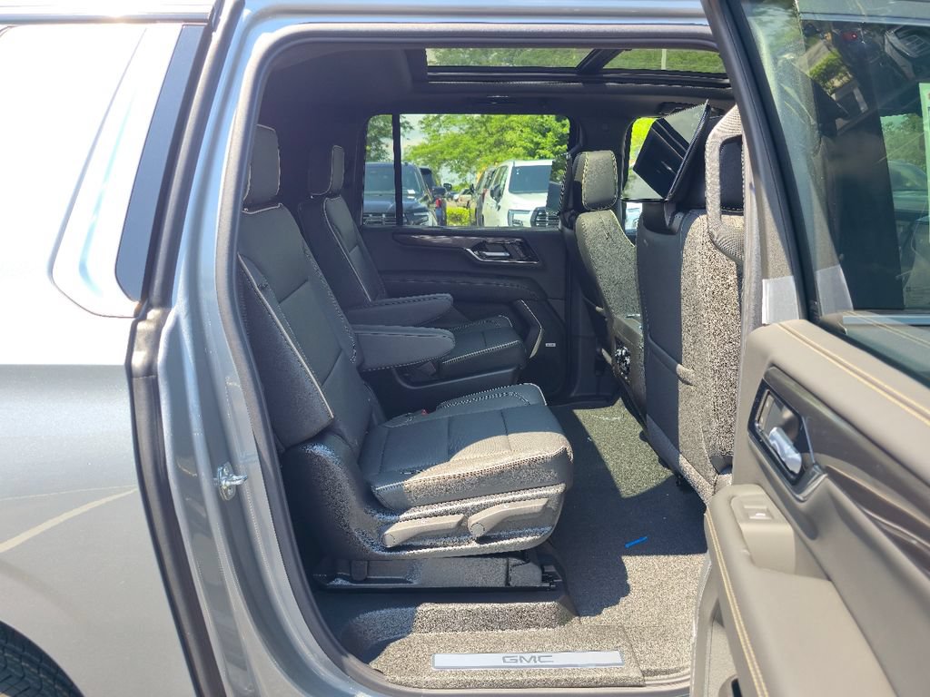 New 2026 GMC Yukon XL Elevation w/ Elevation Premium Package AWD/4WD image 28
