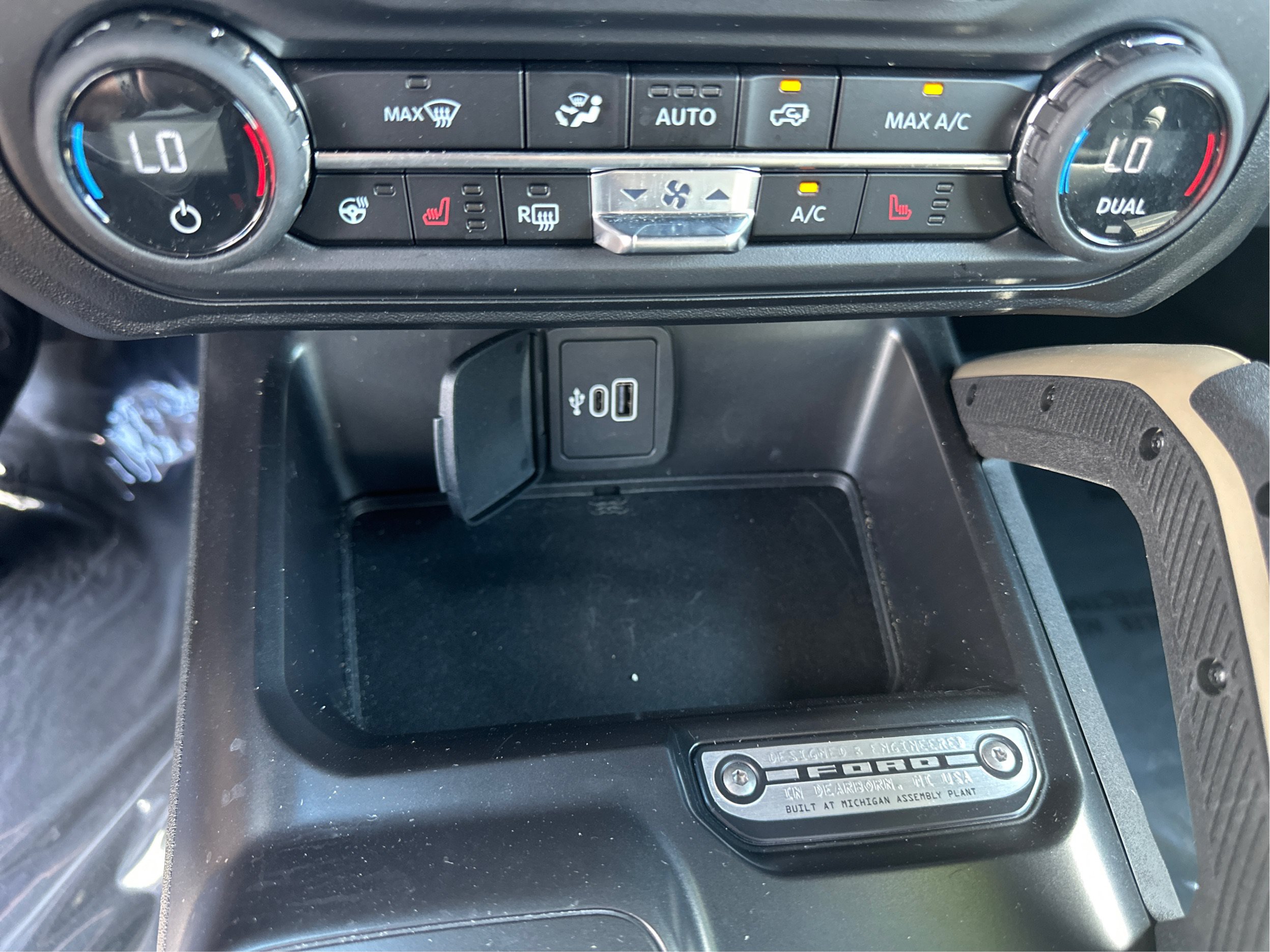 Used 2026 Ford Bronco Badlands AWD/4WD image 30