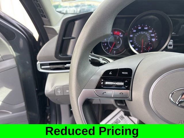 Used 2023 Hyundai Elantra SEL image 17