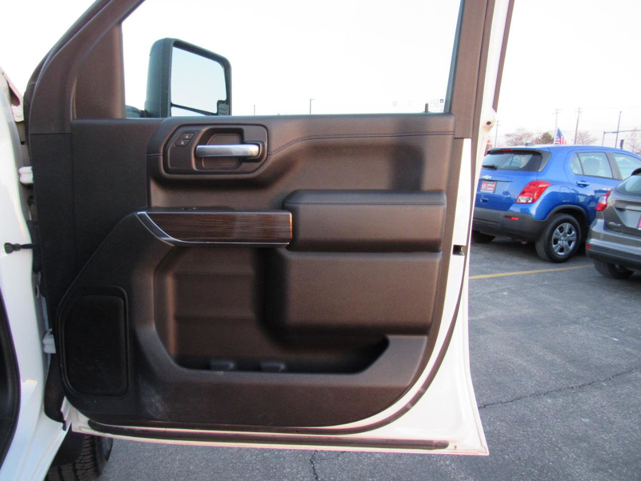 Used 2021 Chevrolet Silverado 2500 LT w/ Z71 Off-Road Package image 34