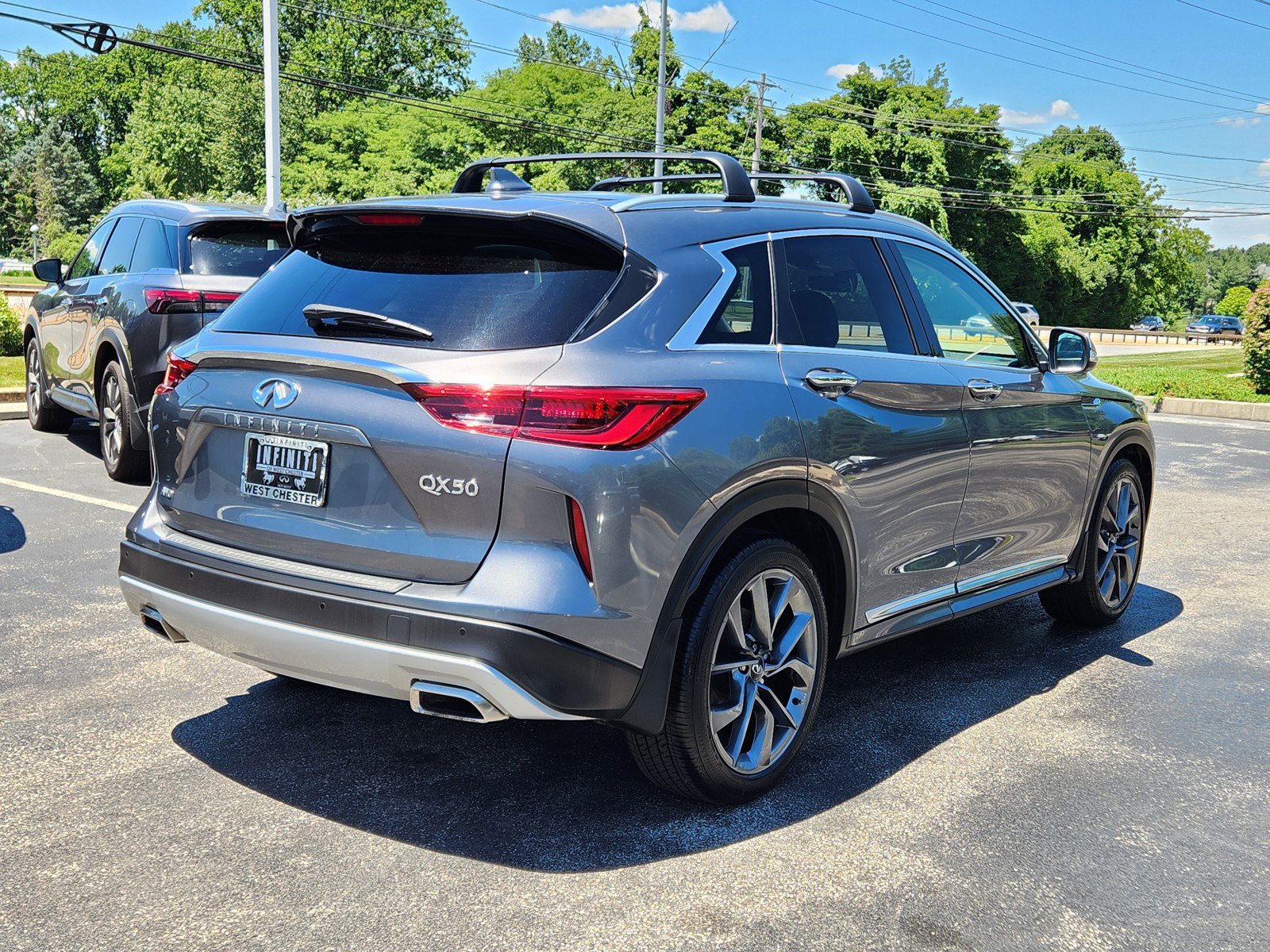 Certified 2023 INFINITI QX50 Sensory w/ Accent Package AWD/4WD image 4