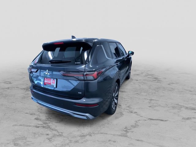 Used 2025 Mitsubishi Outlander SE AWD/4WD image 9