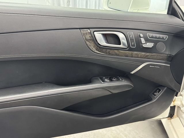 Used 2016 Mercedes-Benz SL 550 w/ Driver Assistance Package image 43