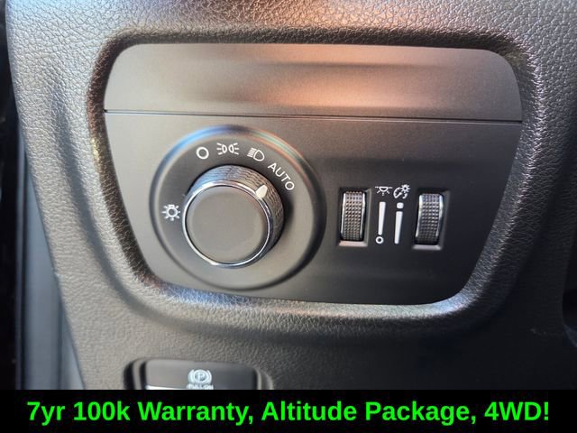 Certified 2023 Jeep Grand Cherokee Altitude image 20