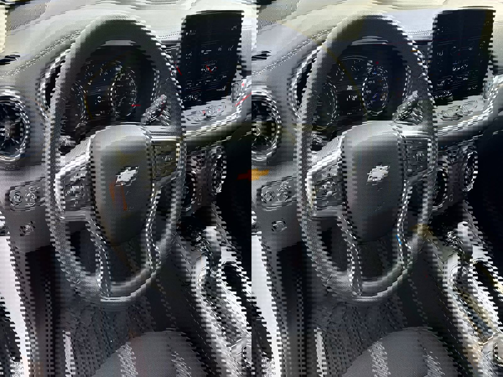 Used 2024 Chevrolet Blazer LT w/ Convenience Package image 18