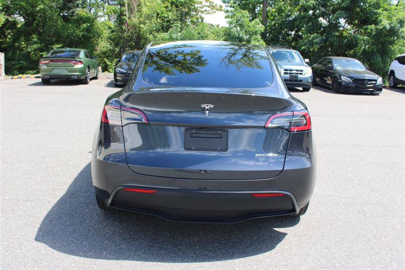 Used 2024 Tesla Model Y Long Range AWD/4WD image 6