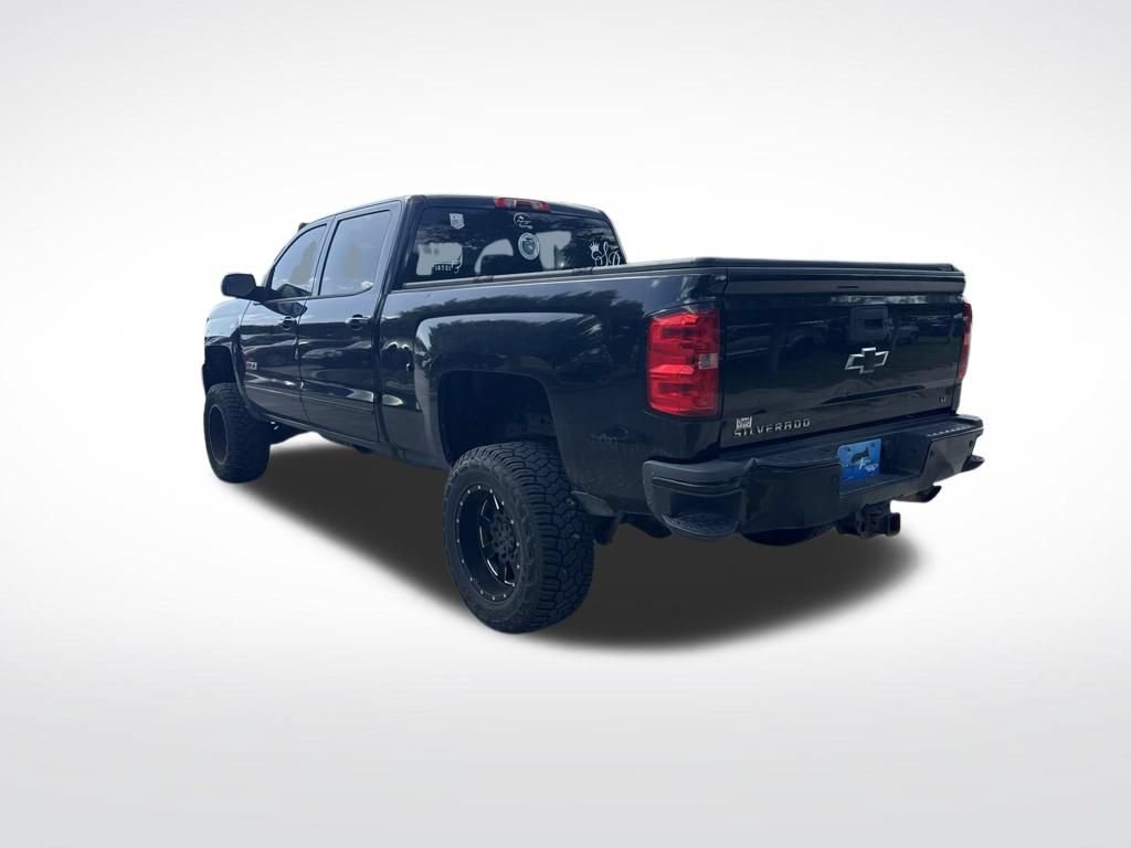 Used 2016 Chevrolet Silverado 2500 LT w/ Midnight Edition AWD/4WD image 6