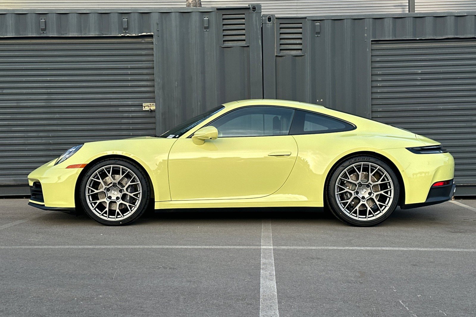 New 2026 Porsche 911 Carrera image 2