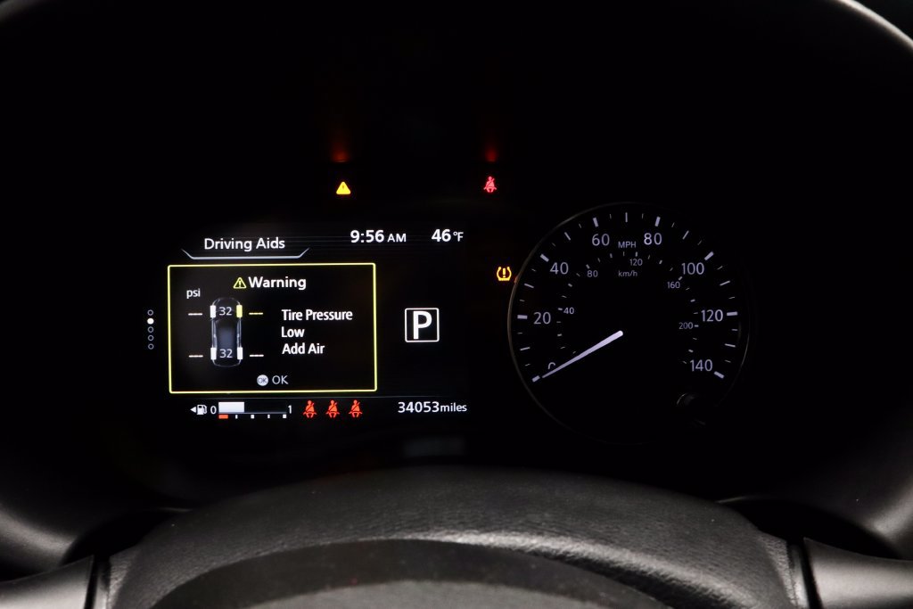 Certified 2023 Nissan Kicks SR w/ SR Premium Package FWD image 27