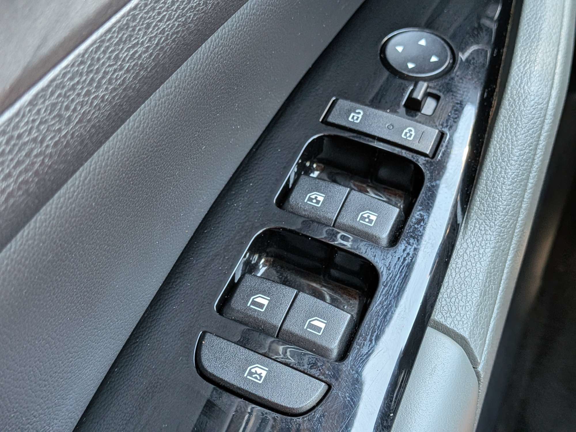 Certified 2023 Kia Sportage X-Line w/ X-Line Premium Package AWD/4WD image 29