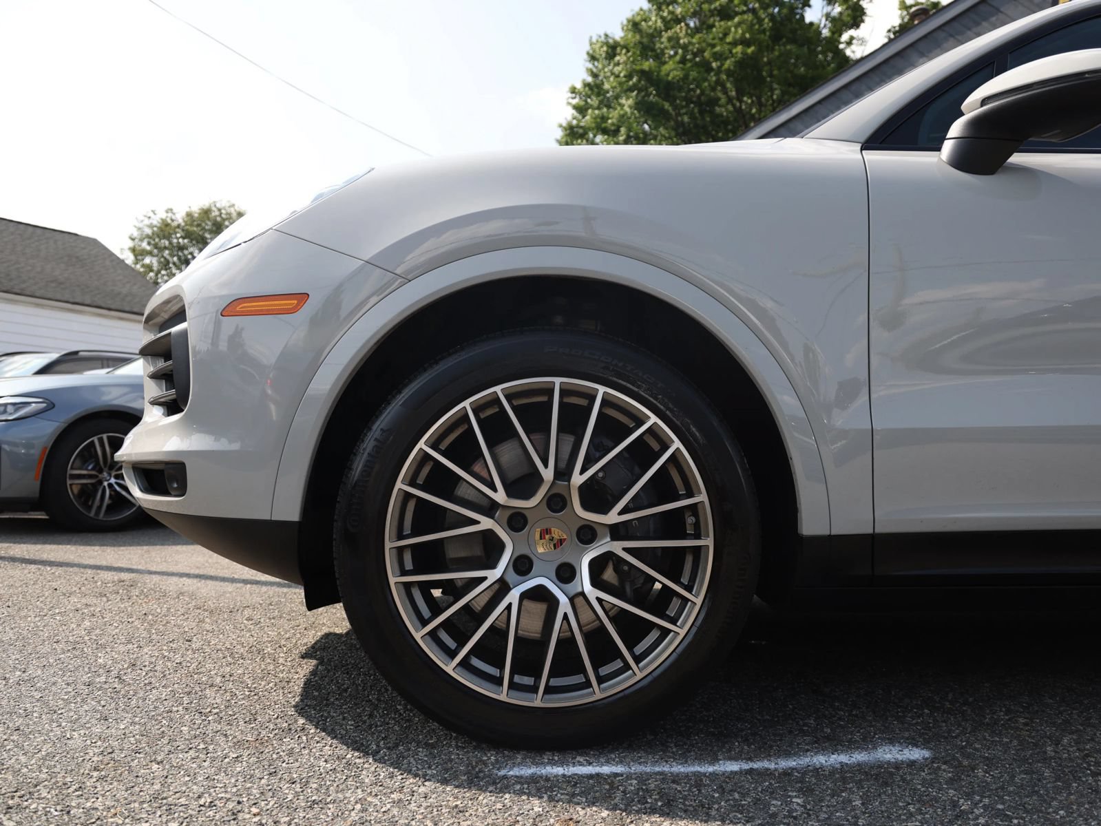 Used 2022 Porsche Cayenne Platinum Edition AWD/4WD image 11