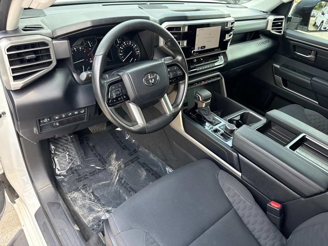 Used 2024 Toyota Tundra SR5 w/ SR5 Convenience Package AWD/4WD image 23