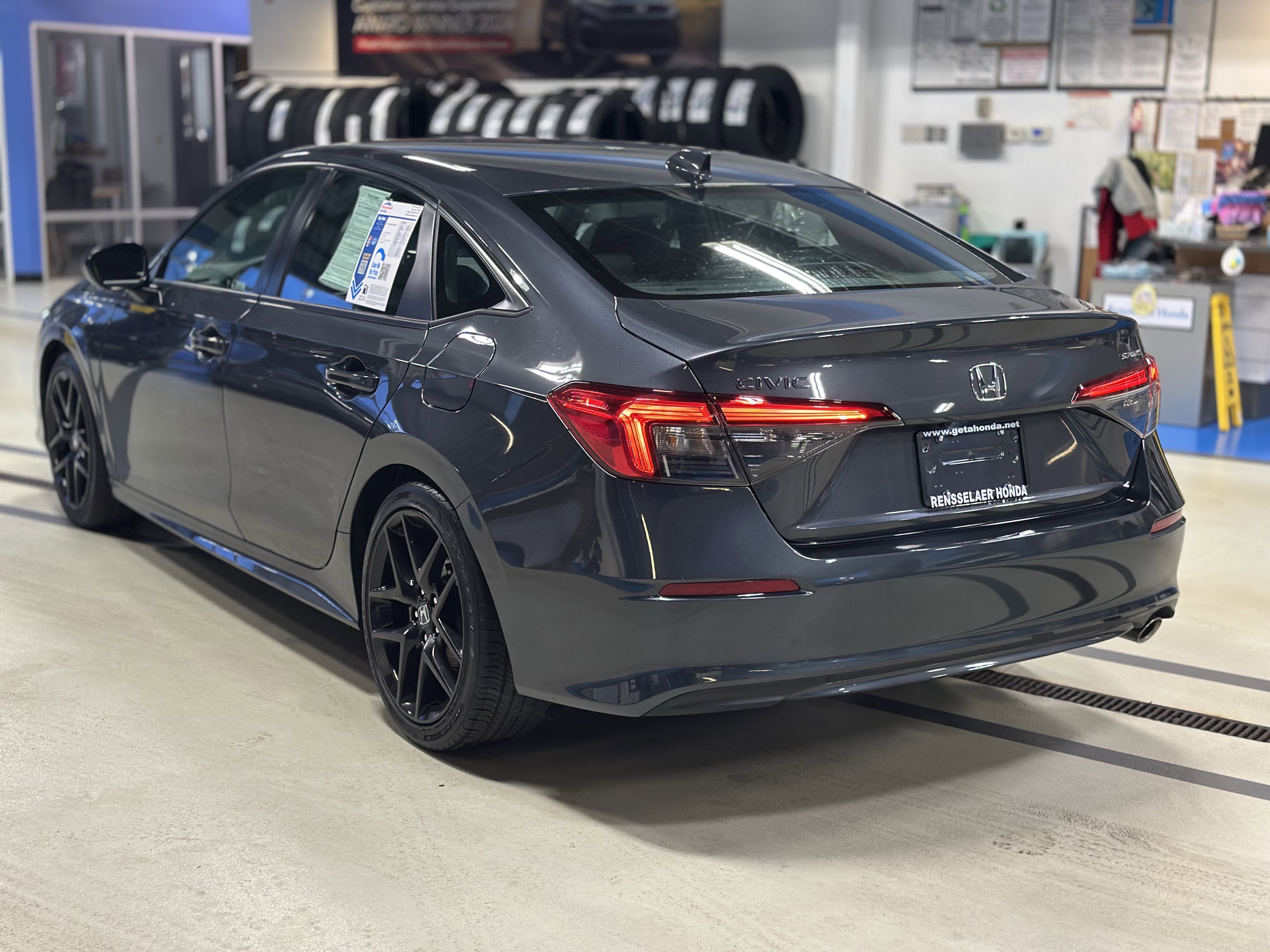 Used 2024 Honda Civic Sport image 7