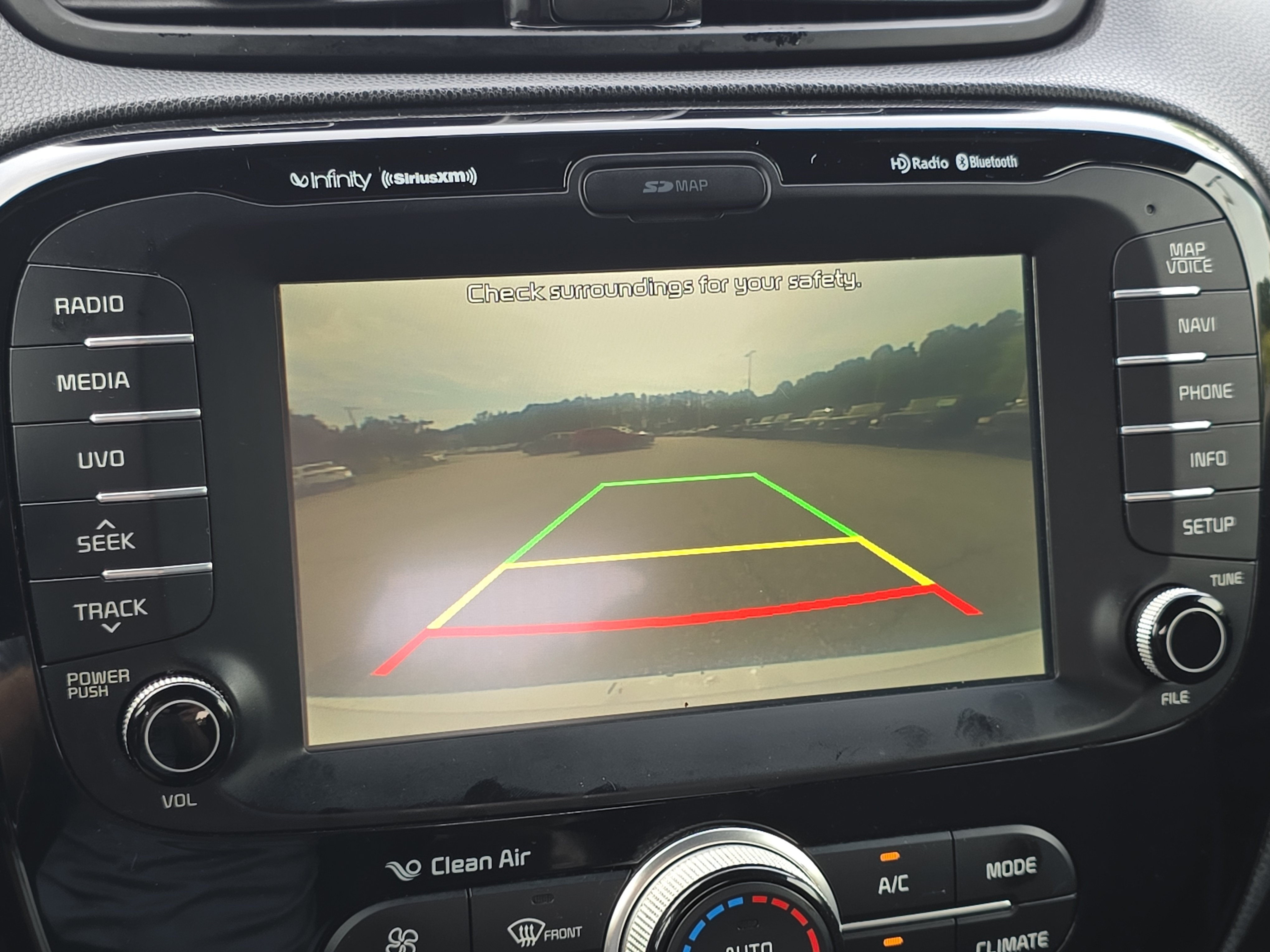 Used 2014 Kia Soul + FWD image 24