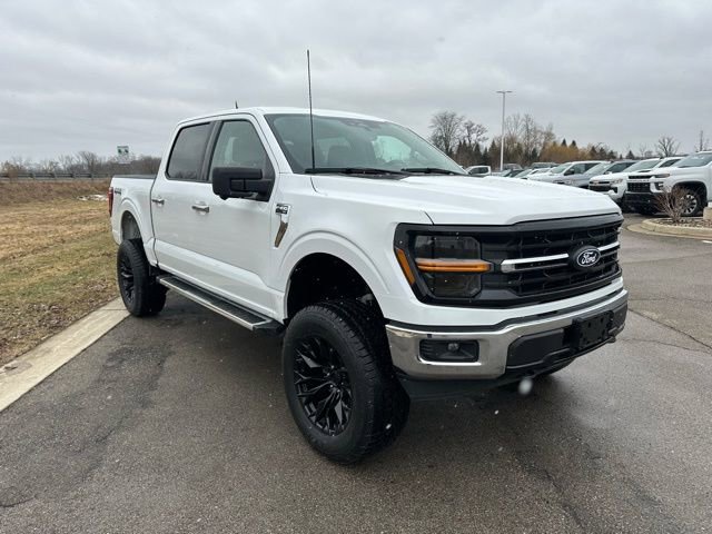 Used 2024 Ford F150 XLT w/ Tow/Haul Package image 8