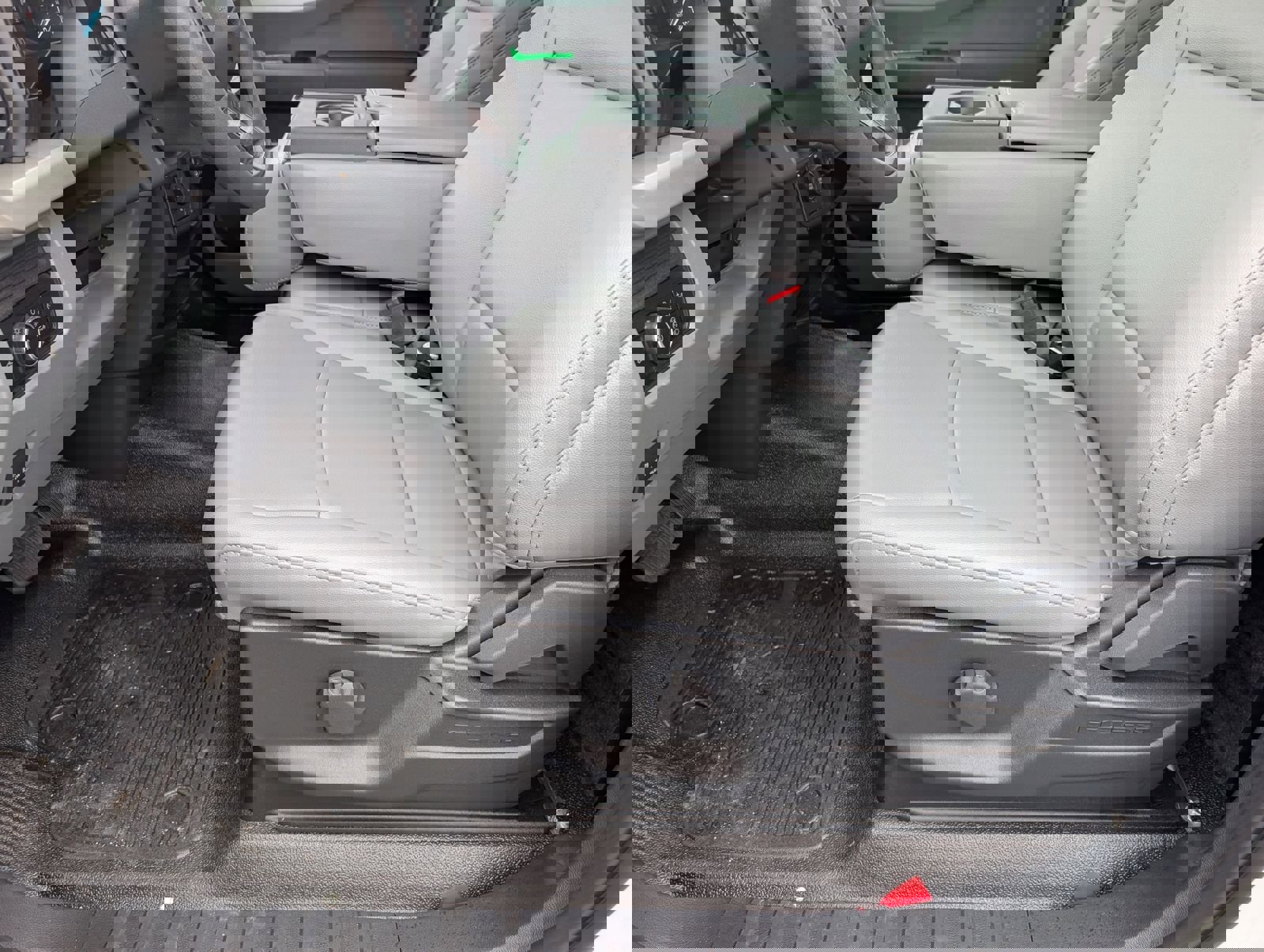 New 2026 Ford F350 XL w/ XL Chrome Package image 13