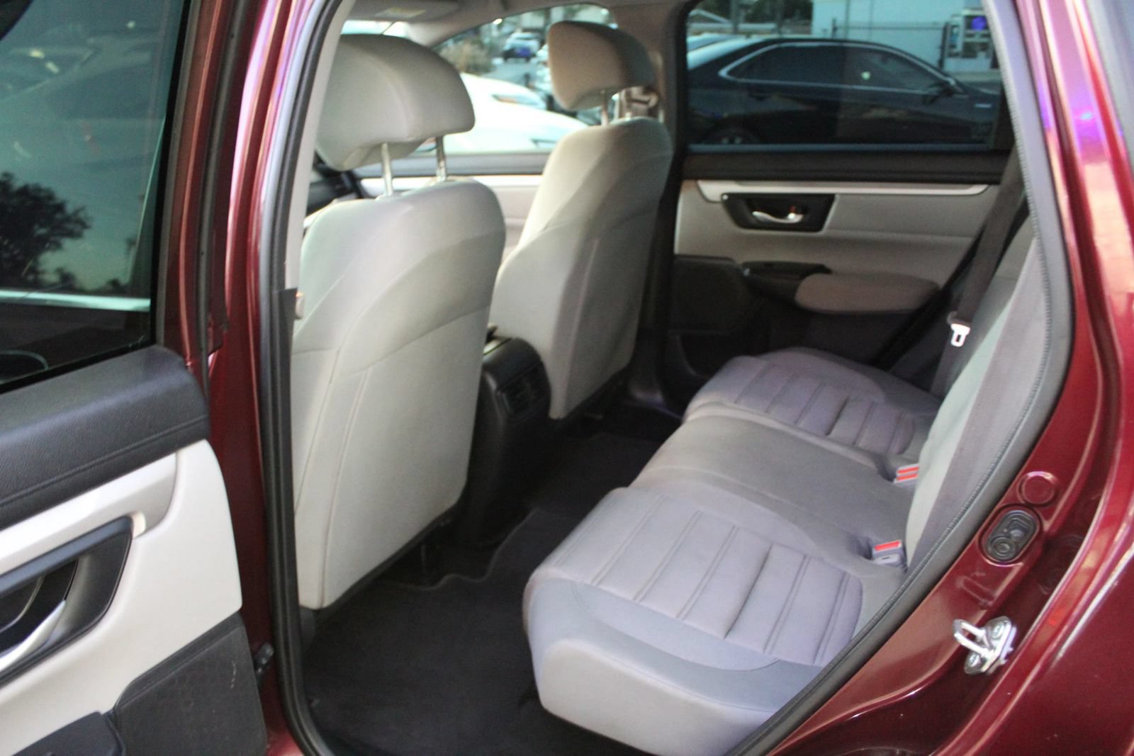 Used 2019 Honda CR-V LX image 12
