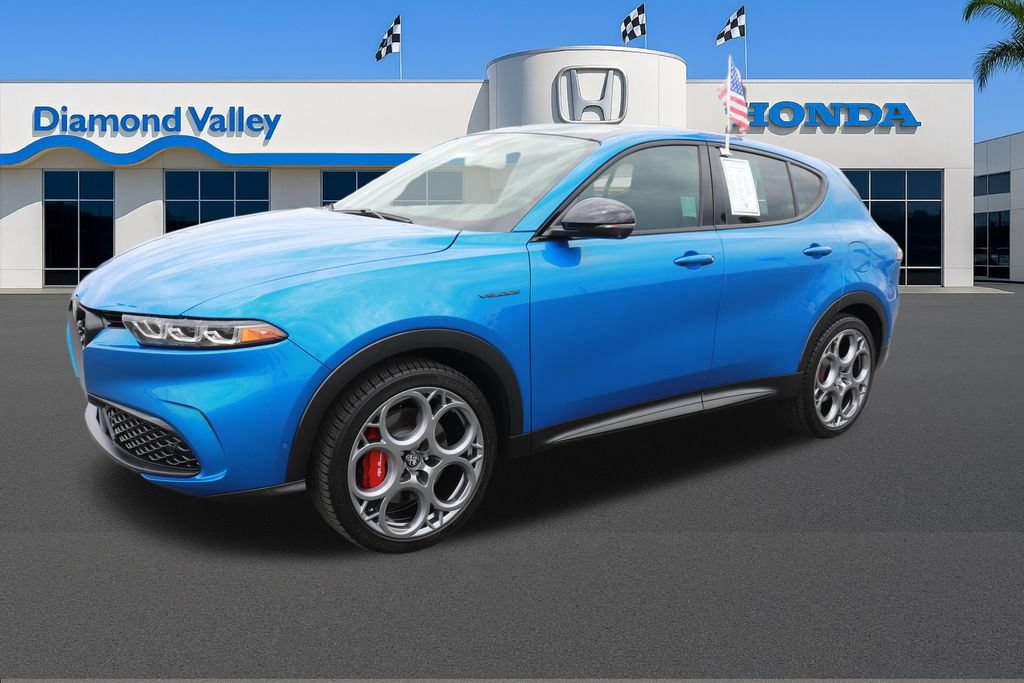 Used 2024 Alfa Romeo Tonale Veloce AWD/4WD image 3