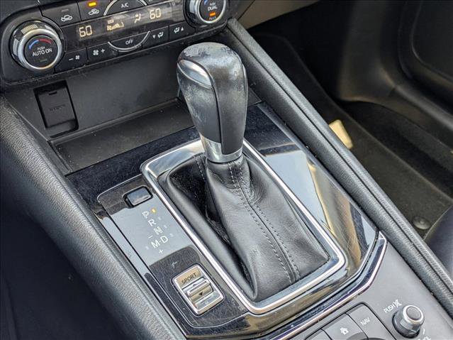 Used 2018 MAZDA CX-5 Touring w/ Preferred Equipment Package FWD image 12