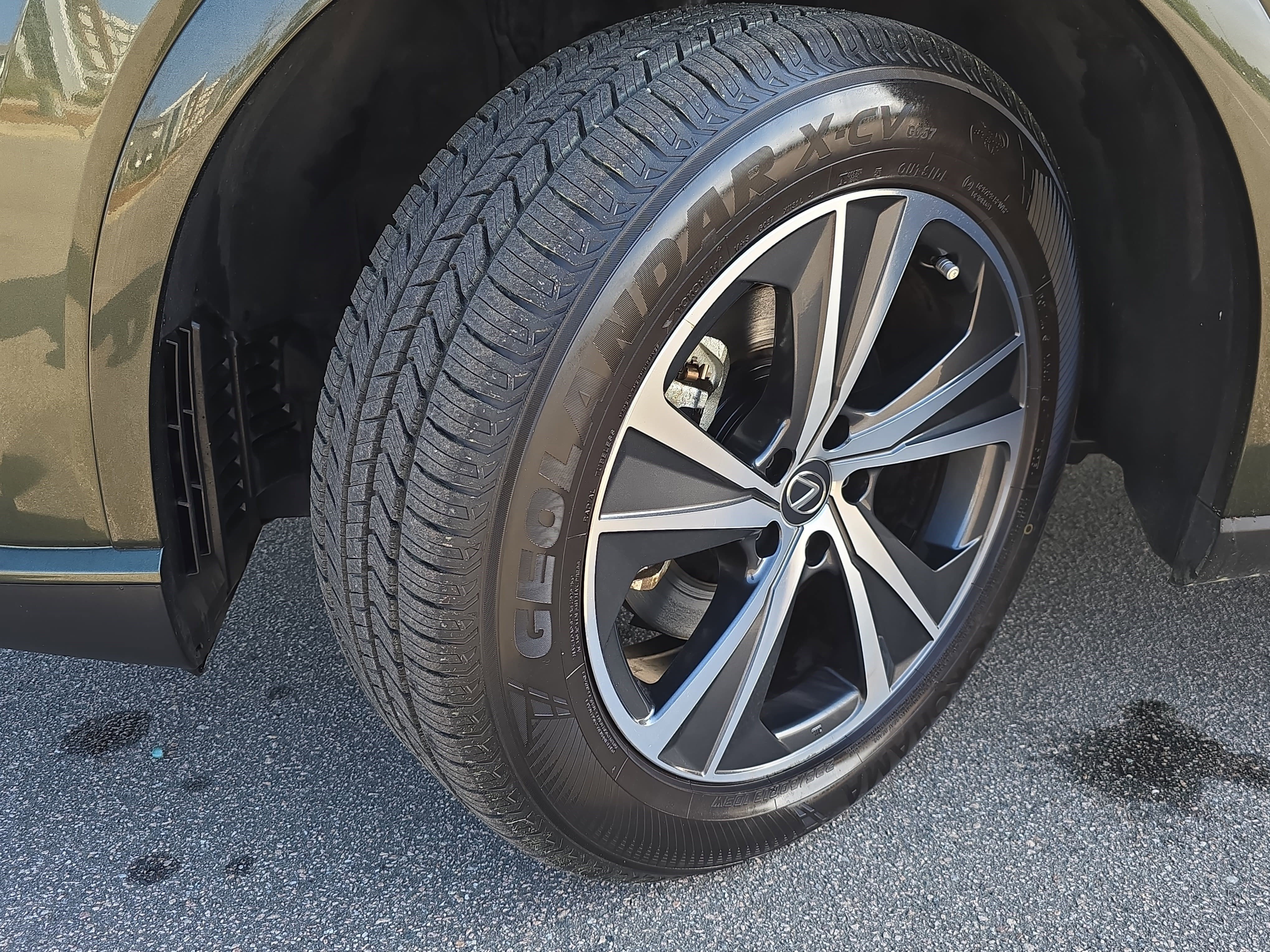 Used 2023 Lexus RX 350 Premium w/ Accessory Package image 34