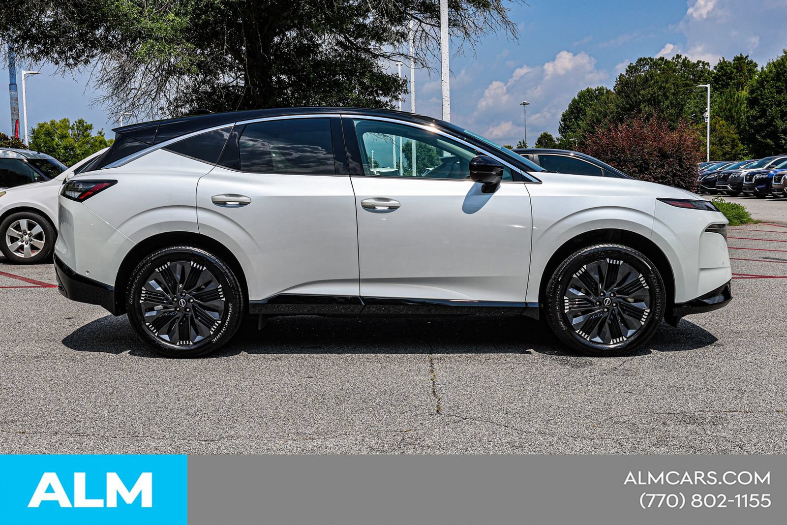 Used 2025 Nissan Murano Platinum w/ Cargo Package AWD/4WD image 10