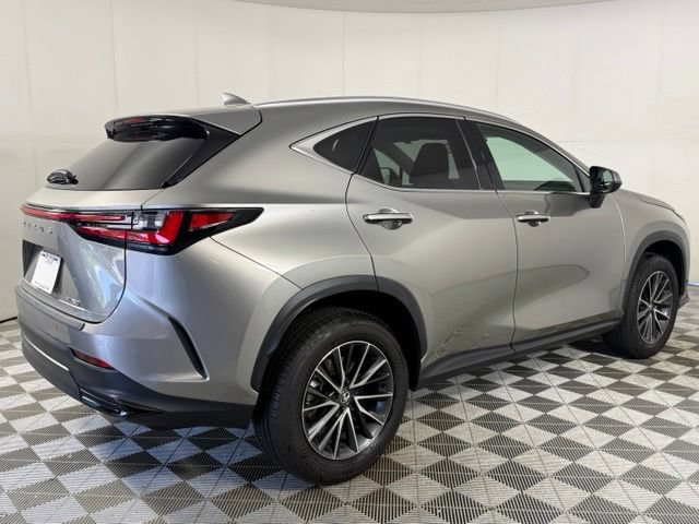 Used 2025 Lexus NX 250 FWD image 9