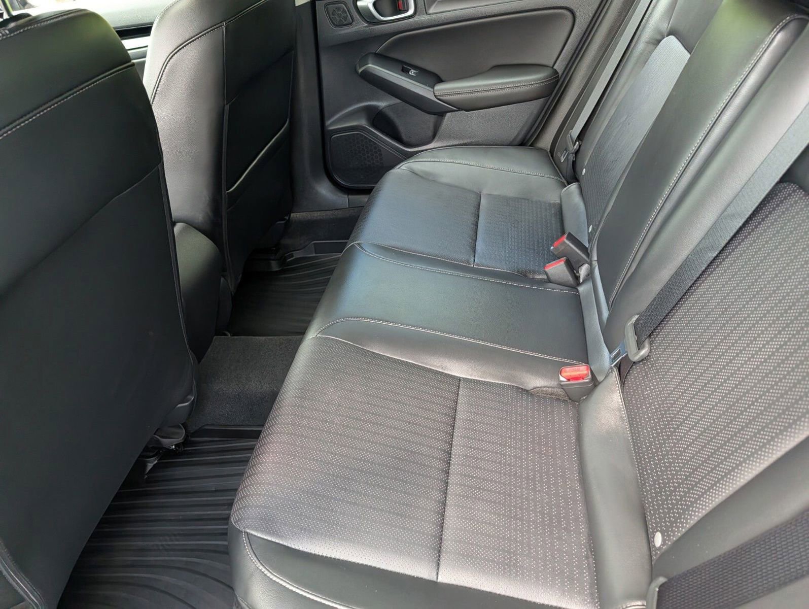 Used 2023 Honda Civic EX-L image 18