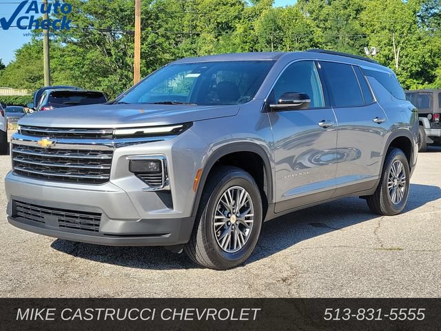 Used 2026 Chevrolet Traverse LT