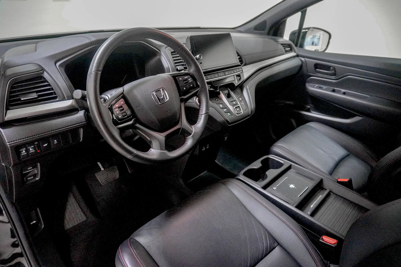 Used 2026 Honda Odyssey Sport-L image 22