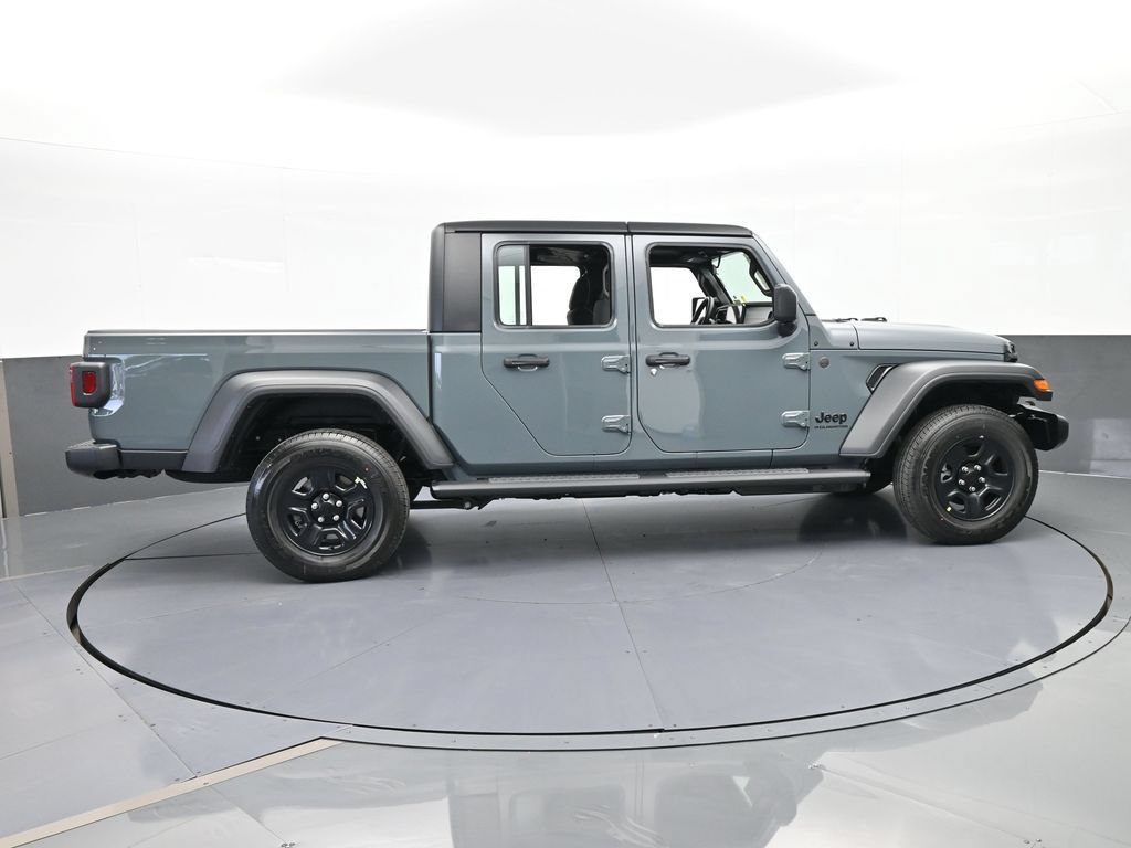 New 2026 Jeep Gladiator Sport AWD/4WD image 7