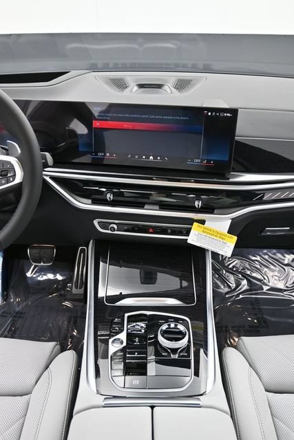 New 2026 BMW X5 M60i AWD/4WD image 16