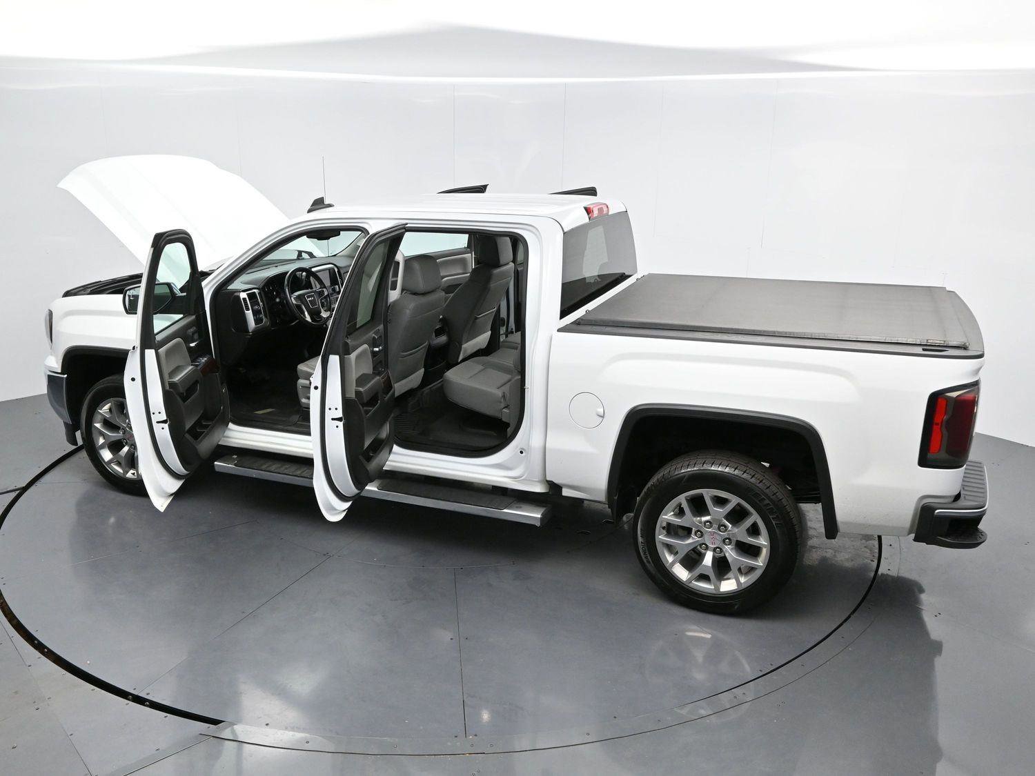 Used 2018 GMC Sierra 1500 SLT w/ SLT Premium Package image 39