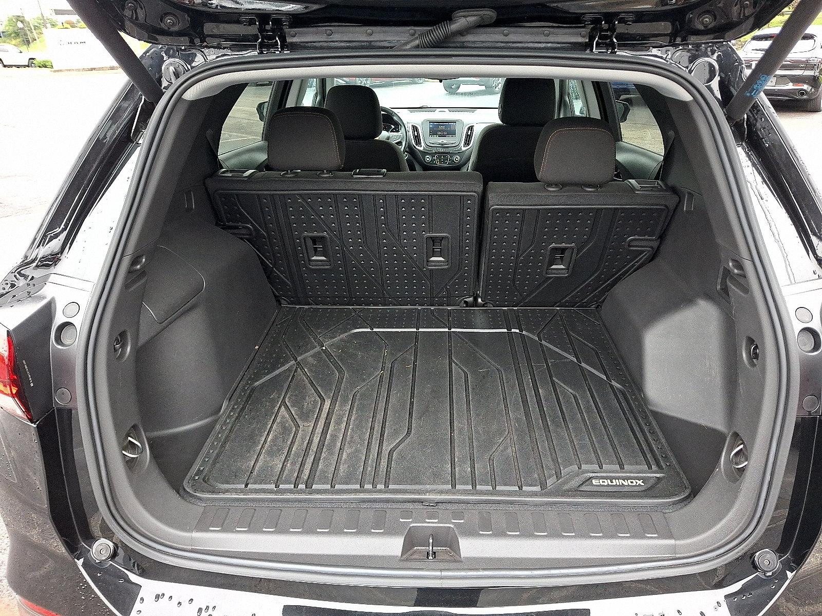 Used 2024 Chevrolet Equinox LT w/ LPO, Floor Liner Package AWD/4WD image 27