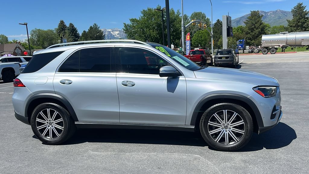 Used 2025 Mercedes-Benz GLE 450 4MATIC image 4