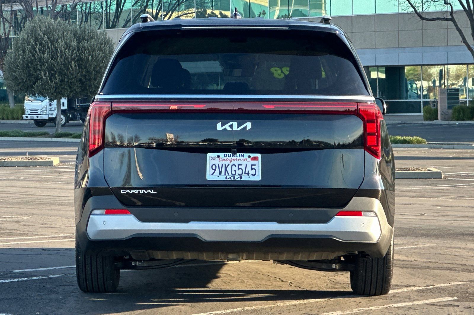 Certified 2026 Kia Carnival EX image 5