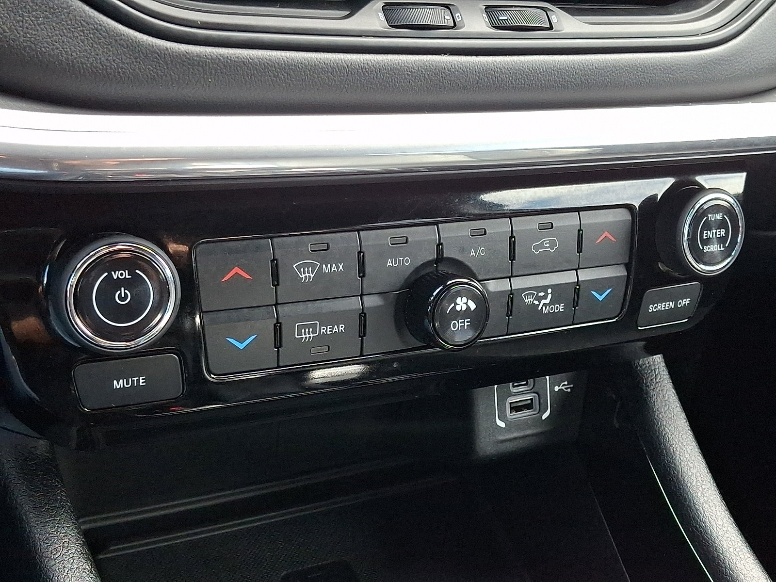 Certified 2023 Jeep Compass Limited w/ Elite Group for (Red) Edition AWD/4WD image 16